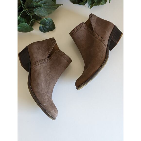 Lucky Brand Beathea Boots Ankle Leather Studded Boho Western Brown Size 7.5 - Picture 2 of 11